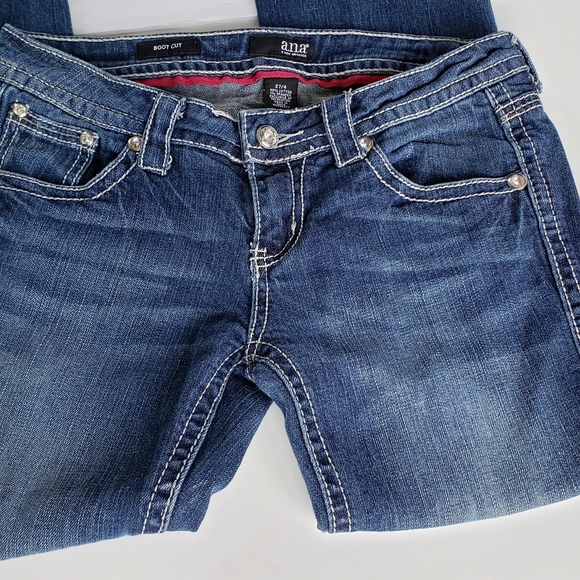 A.n.a Women's Boot cut Jeans - Picture 14 of 14